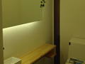間接照明のトイレ　造作オリジナル竹中組